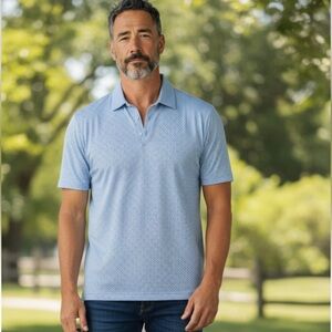 Collars & Co.  Light Blue Men's Performance Shirt in size large new with tag